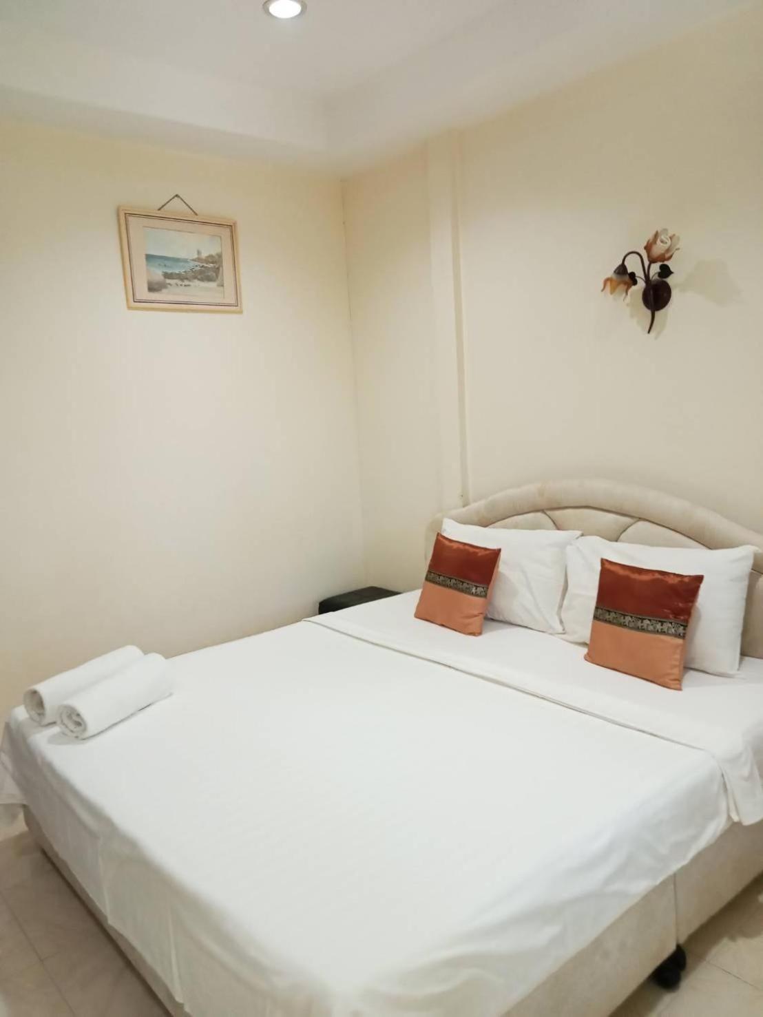 Wattana Bungalow Nai Yang Beach 외부 사진