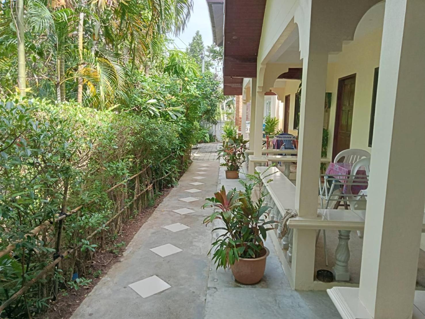 Wattana Bungalow Nai Yang Beach 외부 사진