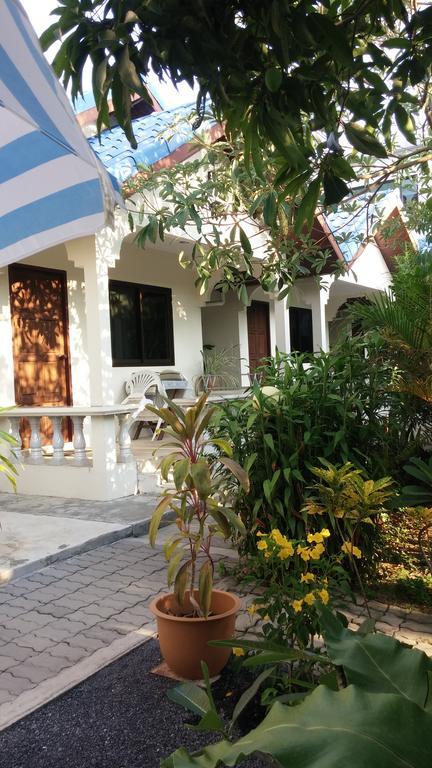 Wattana Bungalow Nai Yang Beach 외부 사진