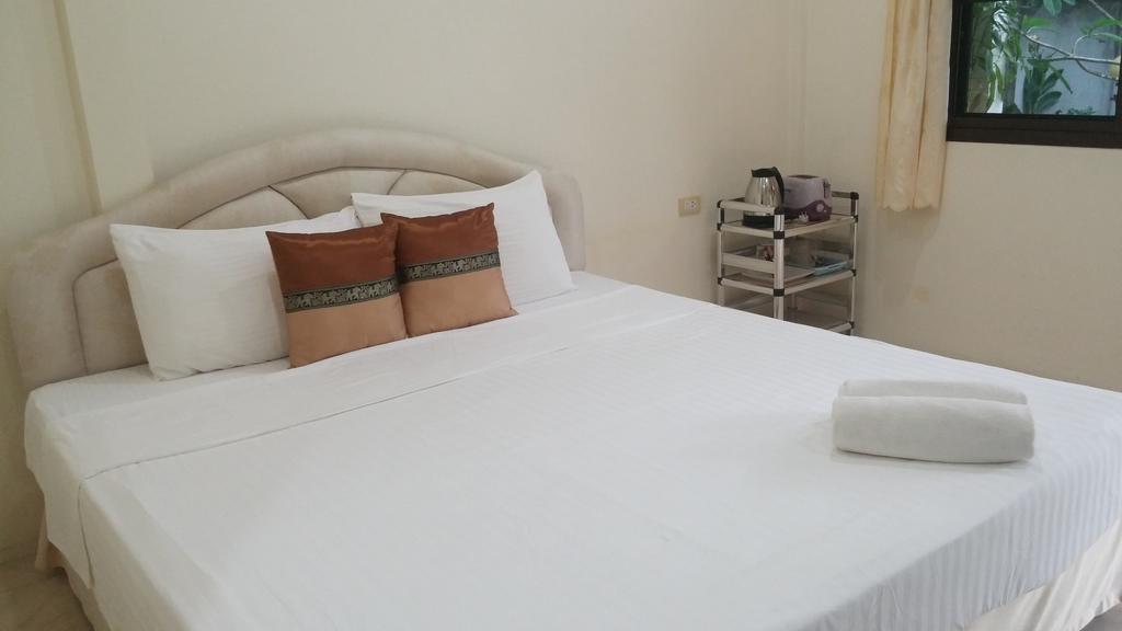 Wattana Bungalow Nai Yang Beach 외부 사진